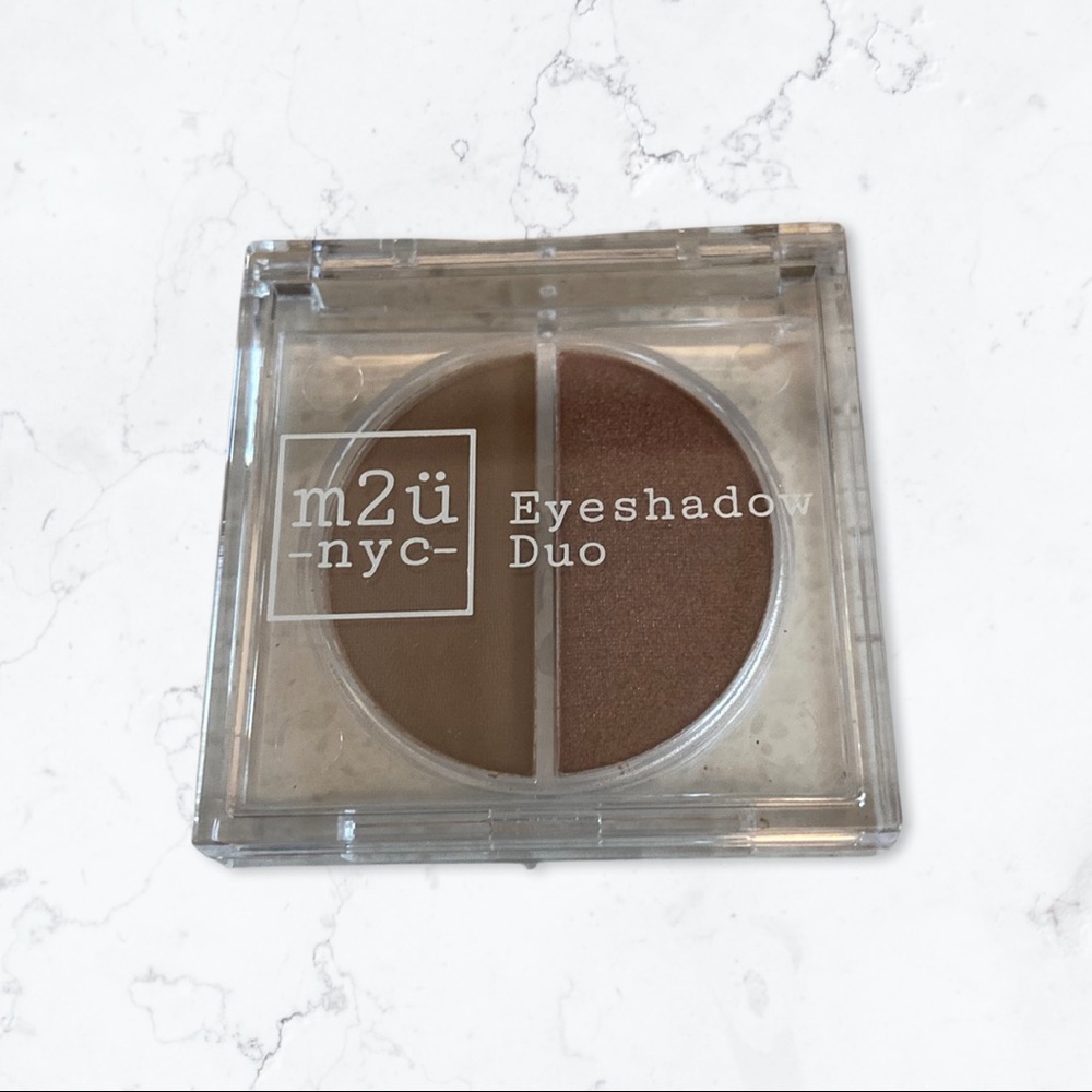 m2ü nyc Eyeshadow duo in Park slope
